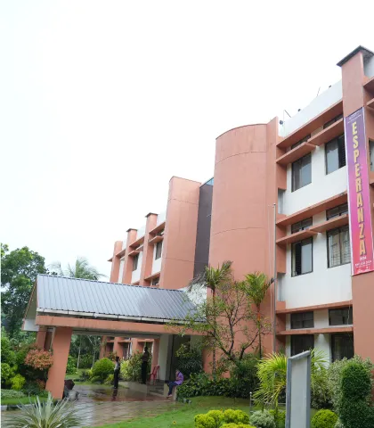 KMCT College of Nursing