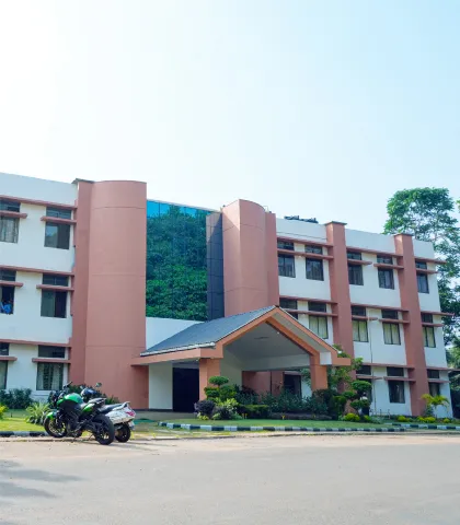 KMCT School of Nursing